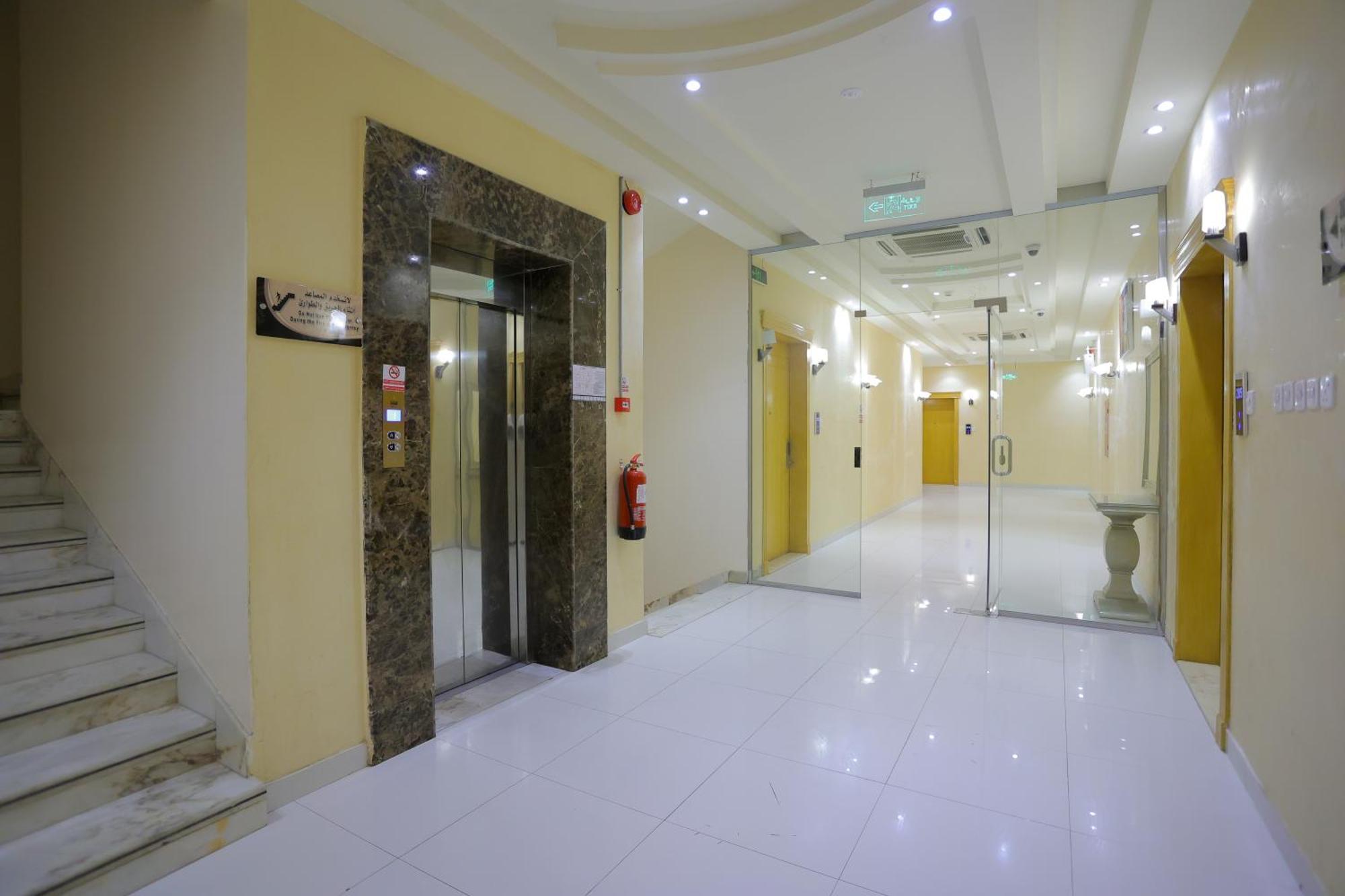 利雅德هوستا الملقا公寓式酒店 外观 照片