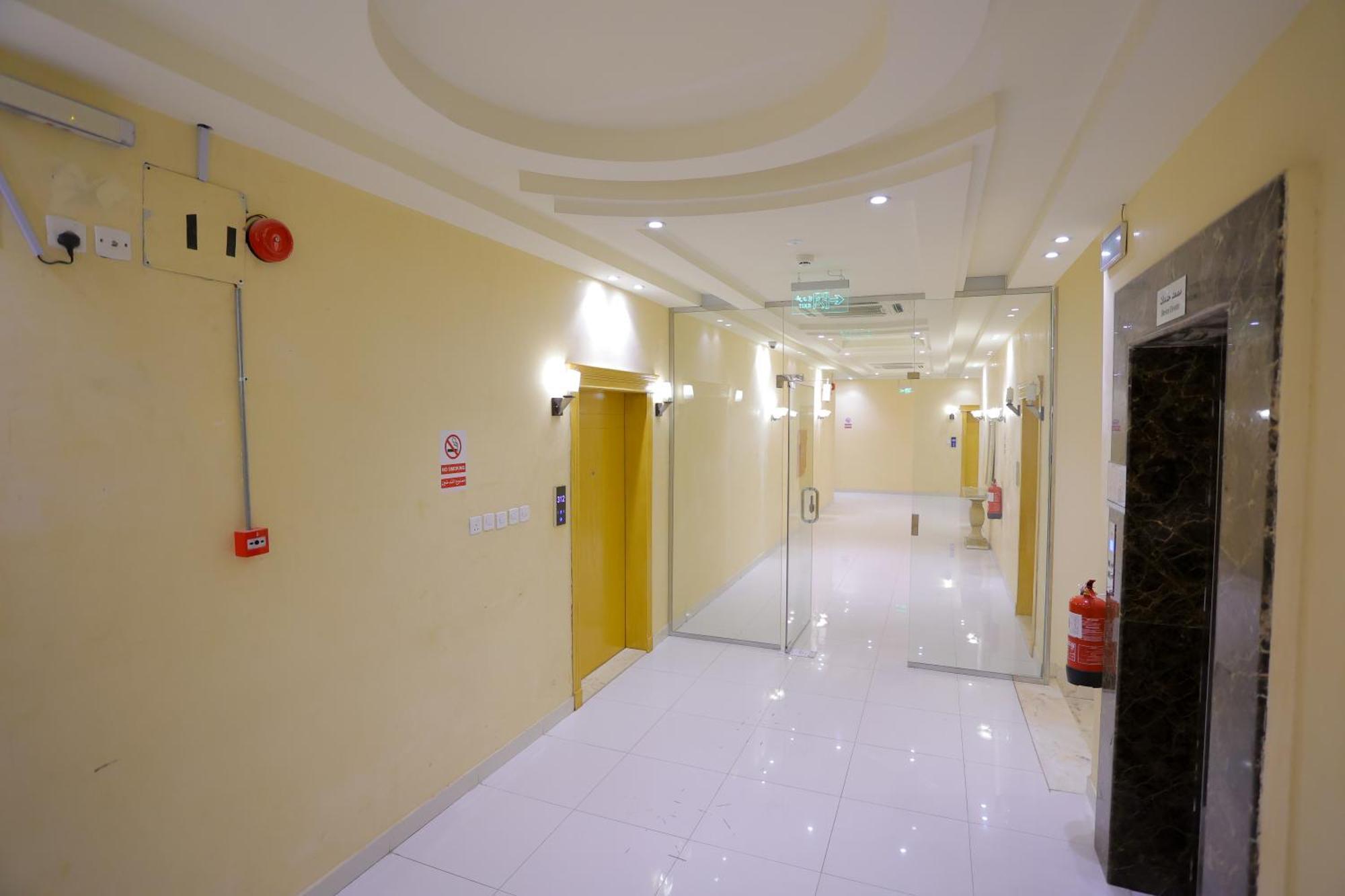 利雅德هوستا الملقا公寓式酒店 外观 照片