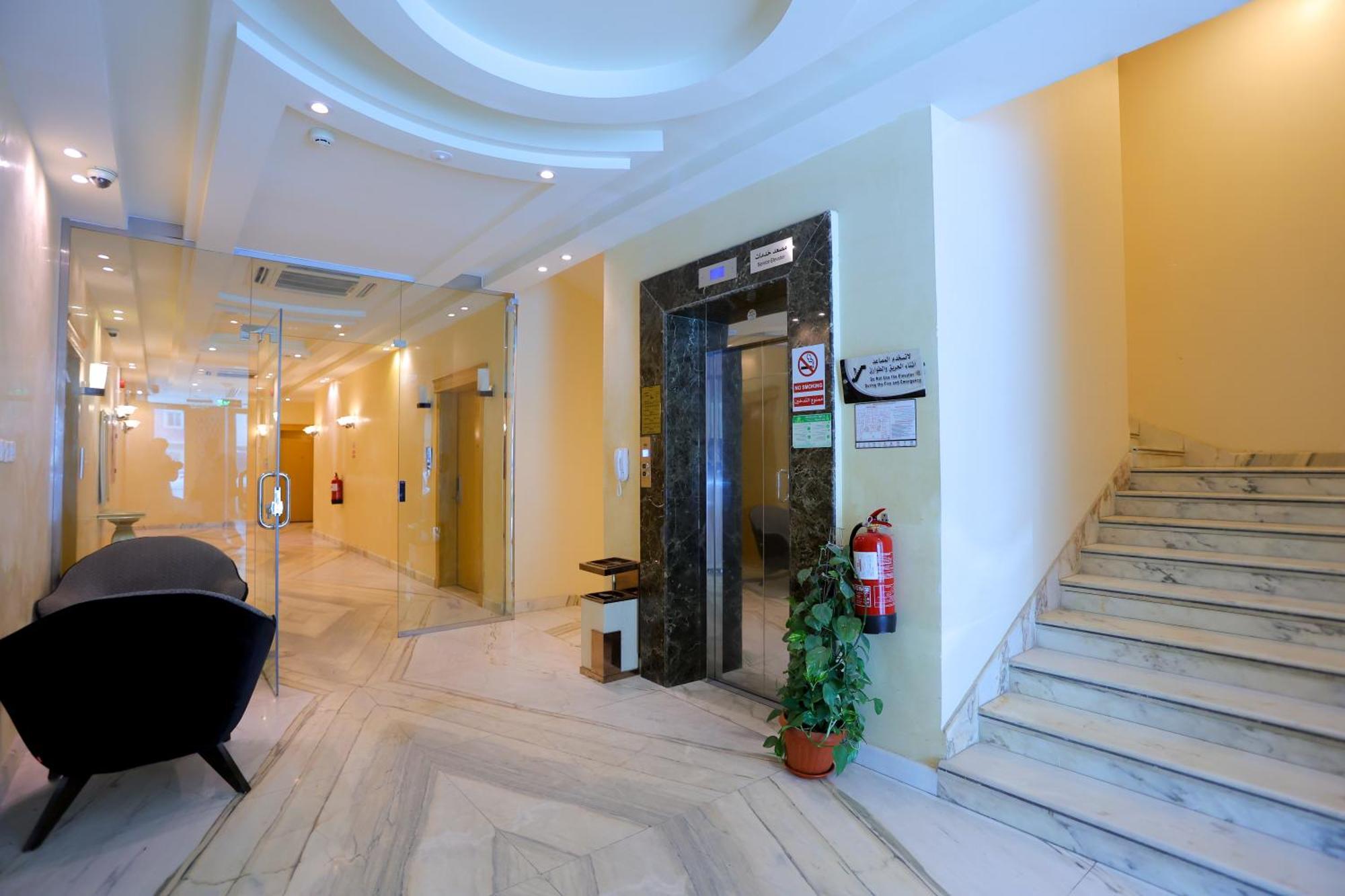 利雅德هوستا الملقا公寓式酒店 外观 照片